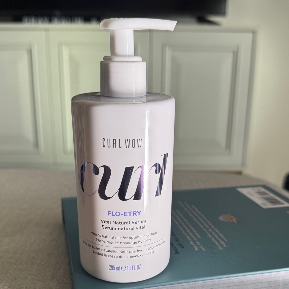CURL WOW Flo-etry Vital Natural Serum NWT